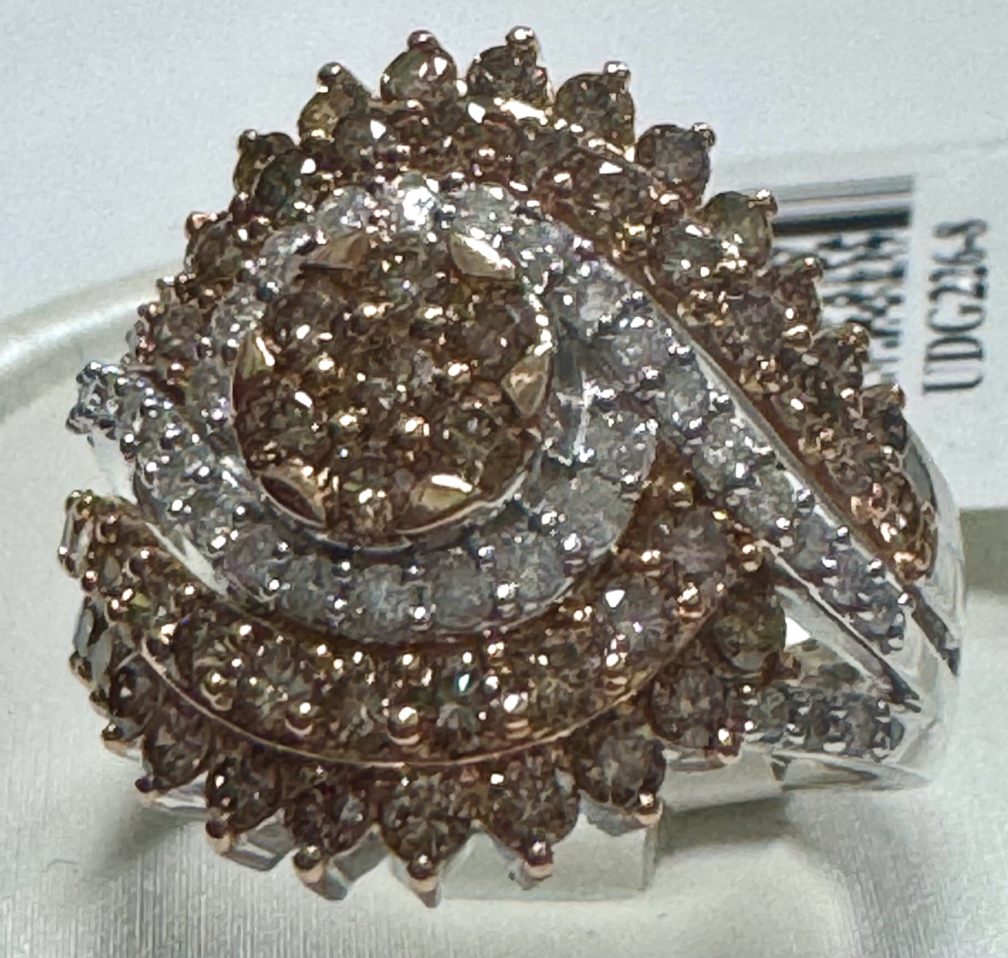 10k White Gold 2.20 ct tw Diamond Ring