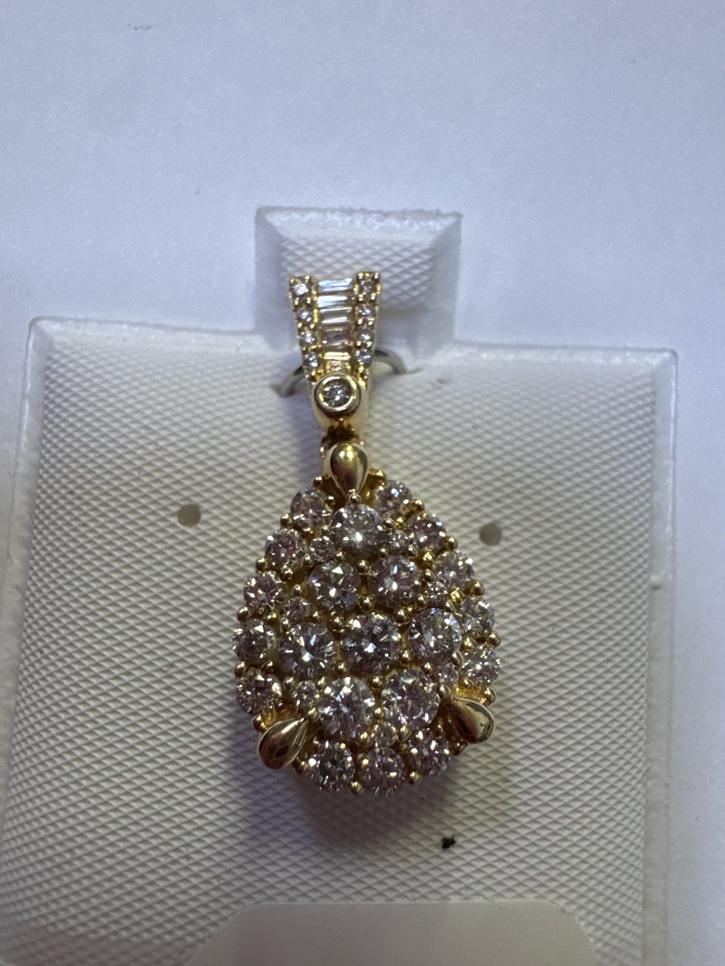 14k Yellow Gold Diamond Pear Cluster 1" Pendant