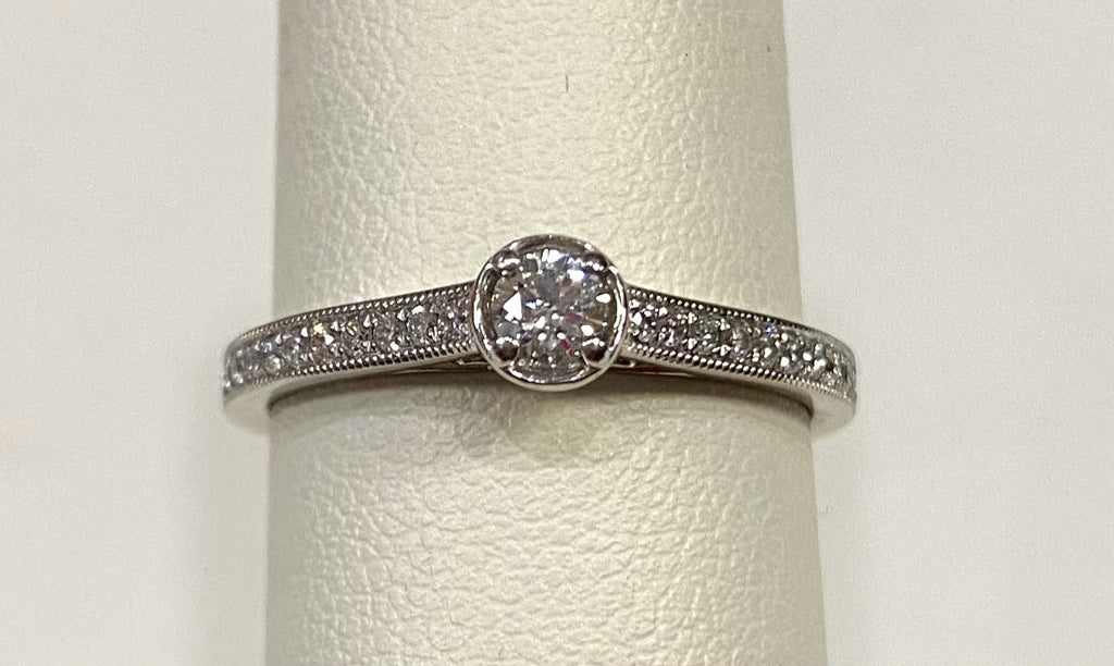 14kw Gabriel Diamond Ring .20 cttw