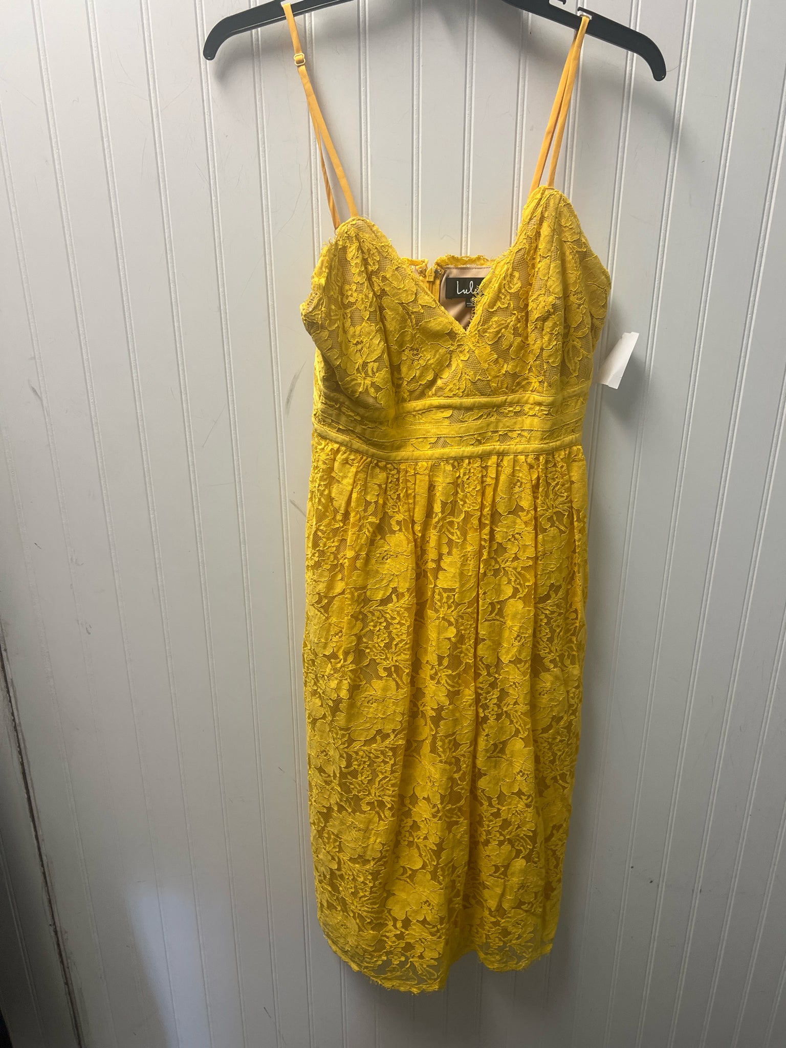 Yellow LULUS Dress Women's – Camilla's Closet Consignment