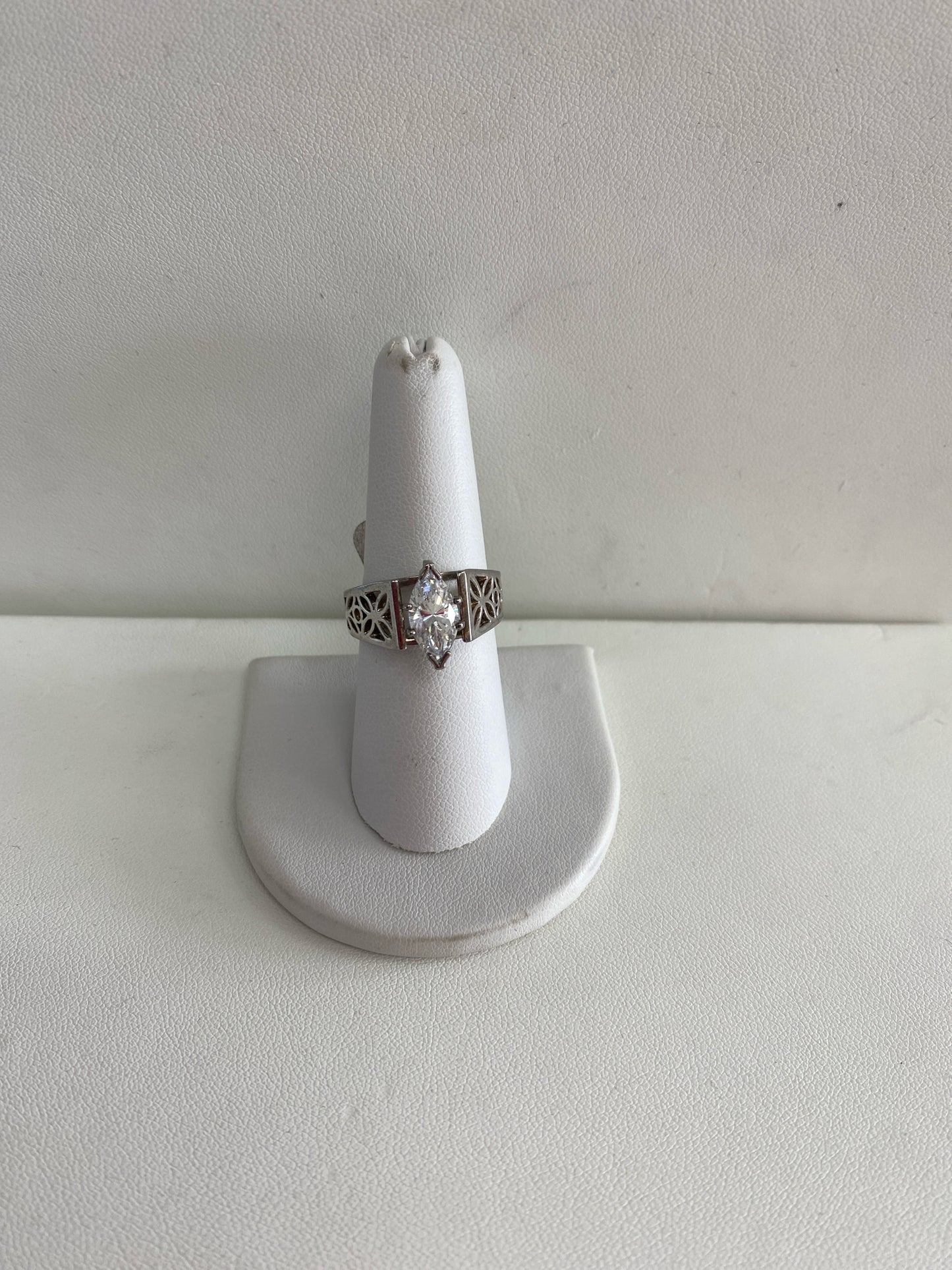 Sterling Silver Ring Size 8.5