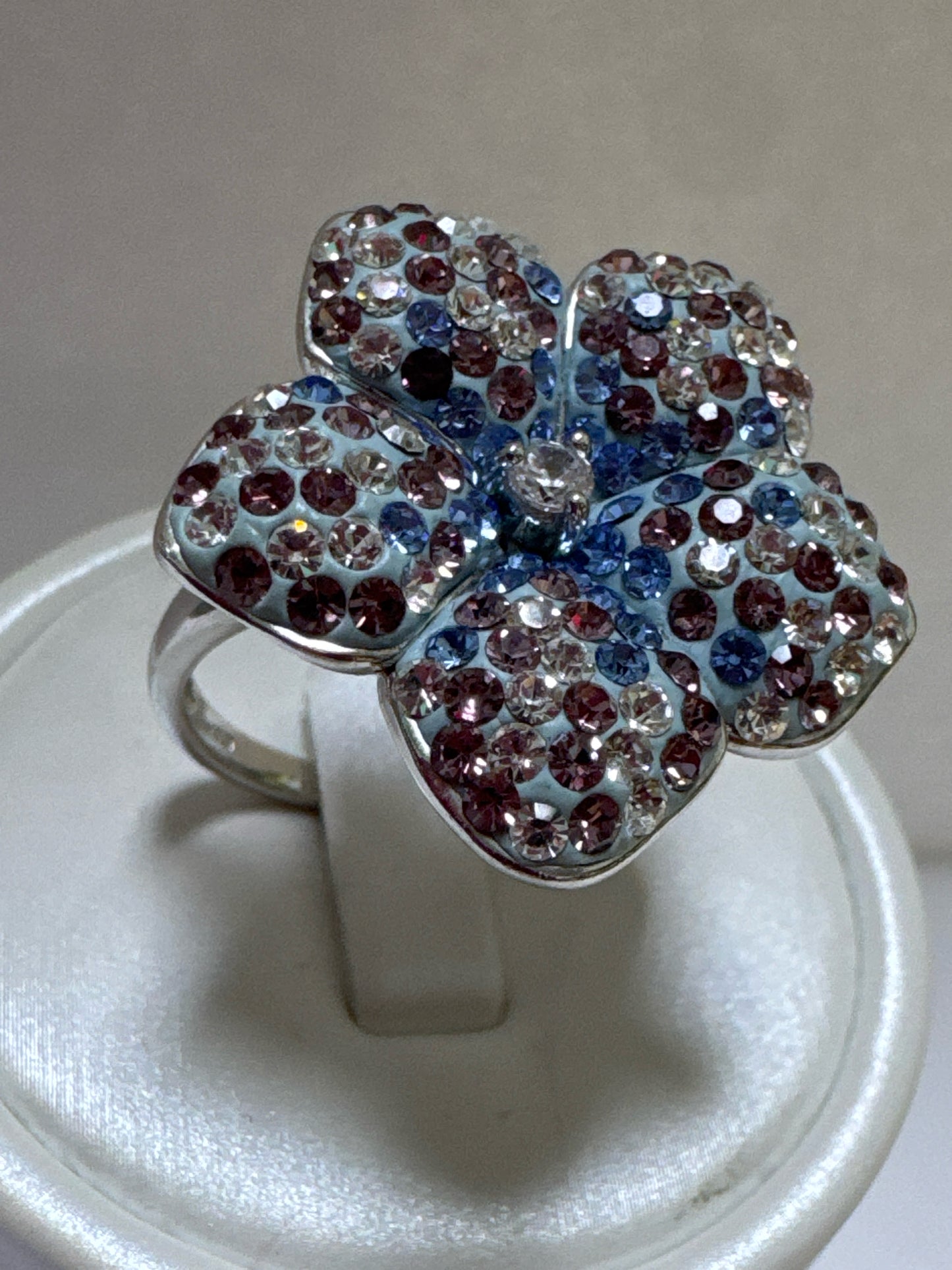 Sterling Silver Ring Size 9.5 Flower
