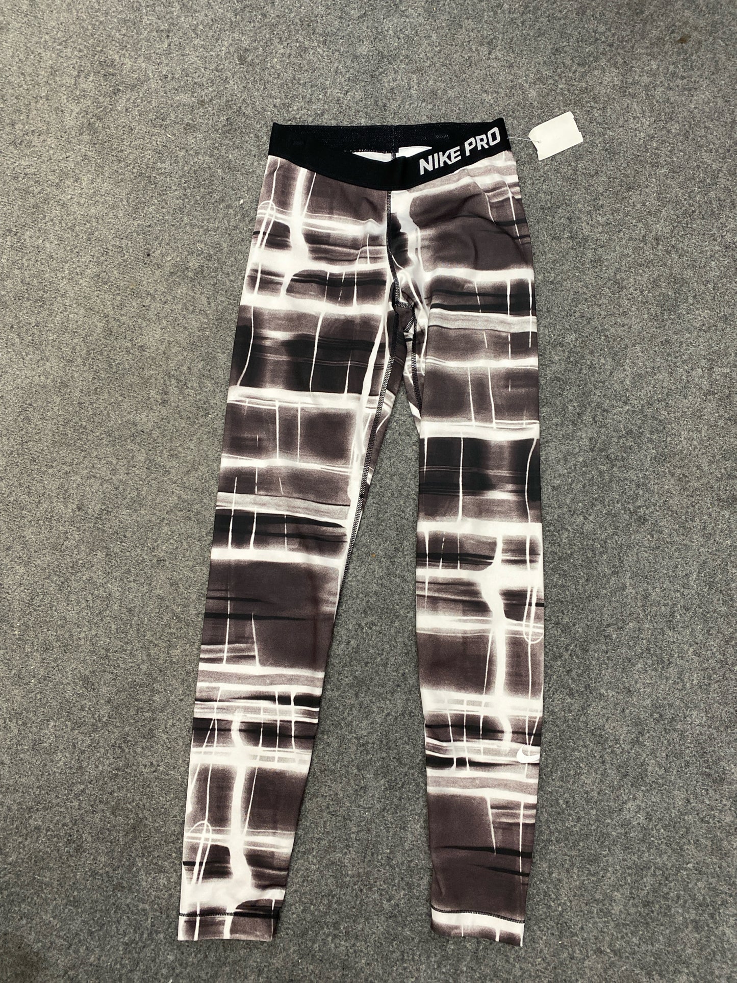 White/Black Nike Leggings ACTIVE Women's
