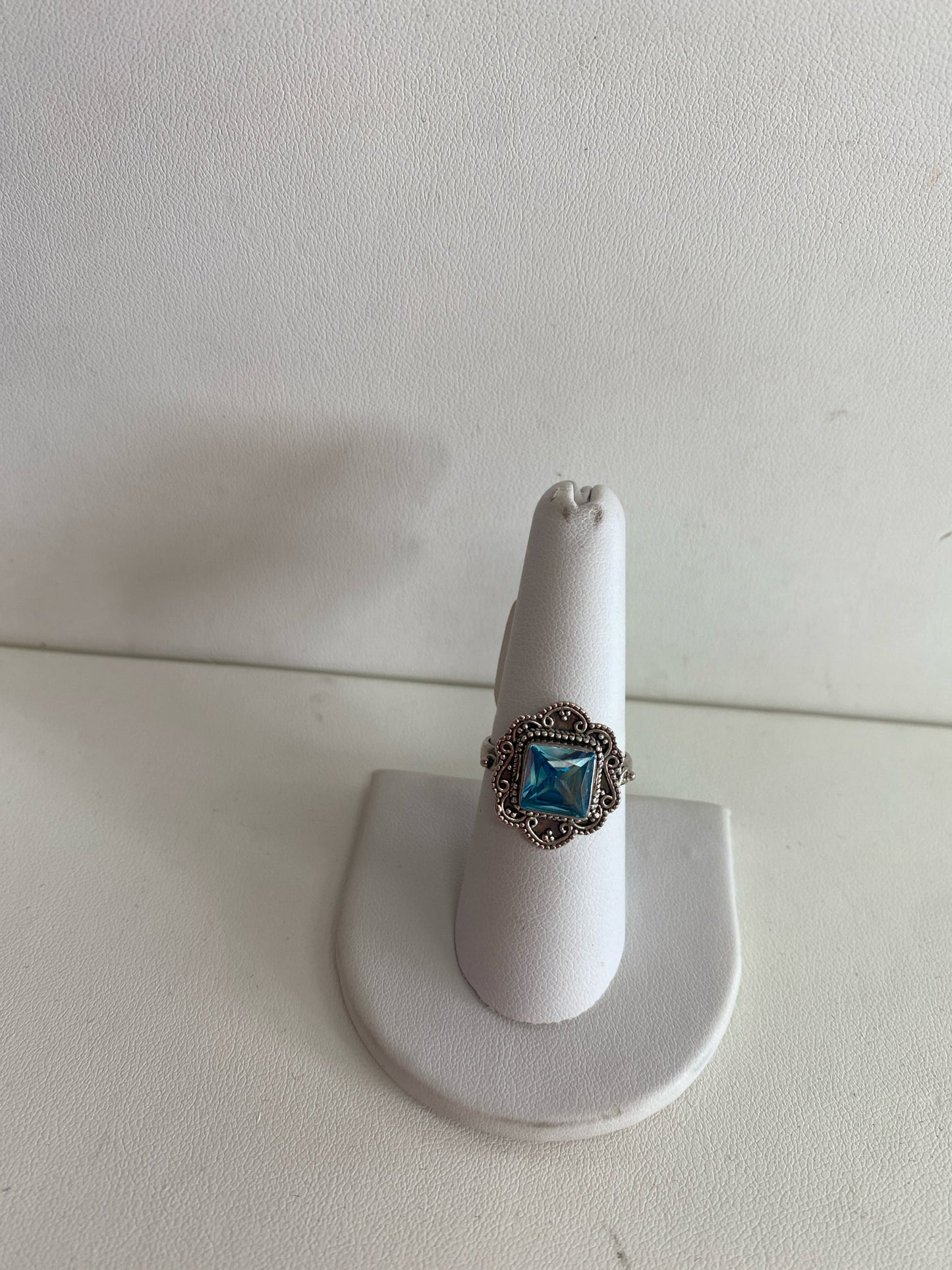 Sterling Silver Blue Topaz Ring Size 8