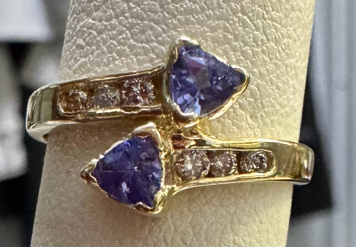 14ky Tanzanite & Diamond Ring Size 6.5