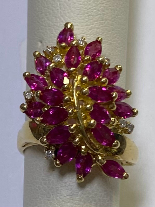 14k Yellow Gold Ruby & Diamond Cluster Ring Size 5.75