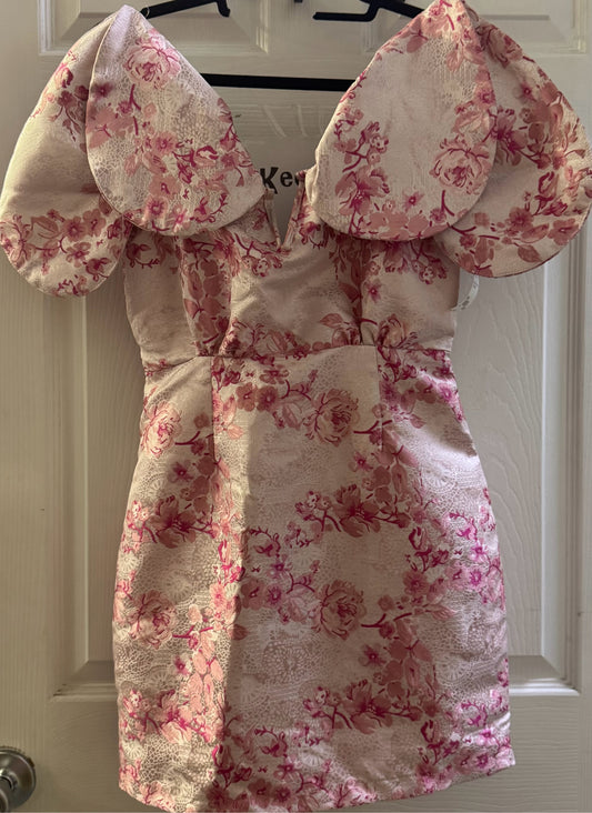 Pink Floral Pretty Little Thing Formal Women's