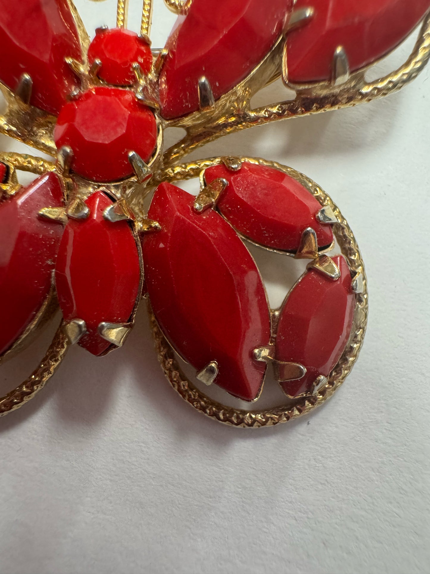 Juliana Rare Vintage Red Milk Glass Marquise Butterfly Brooch Pin Figural