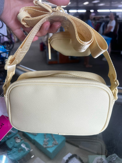 Fashion NEW Betsey Johnson Yellow/White Handbag