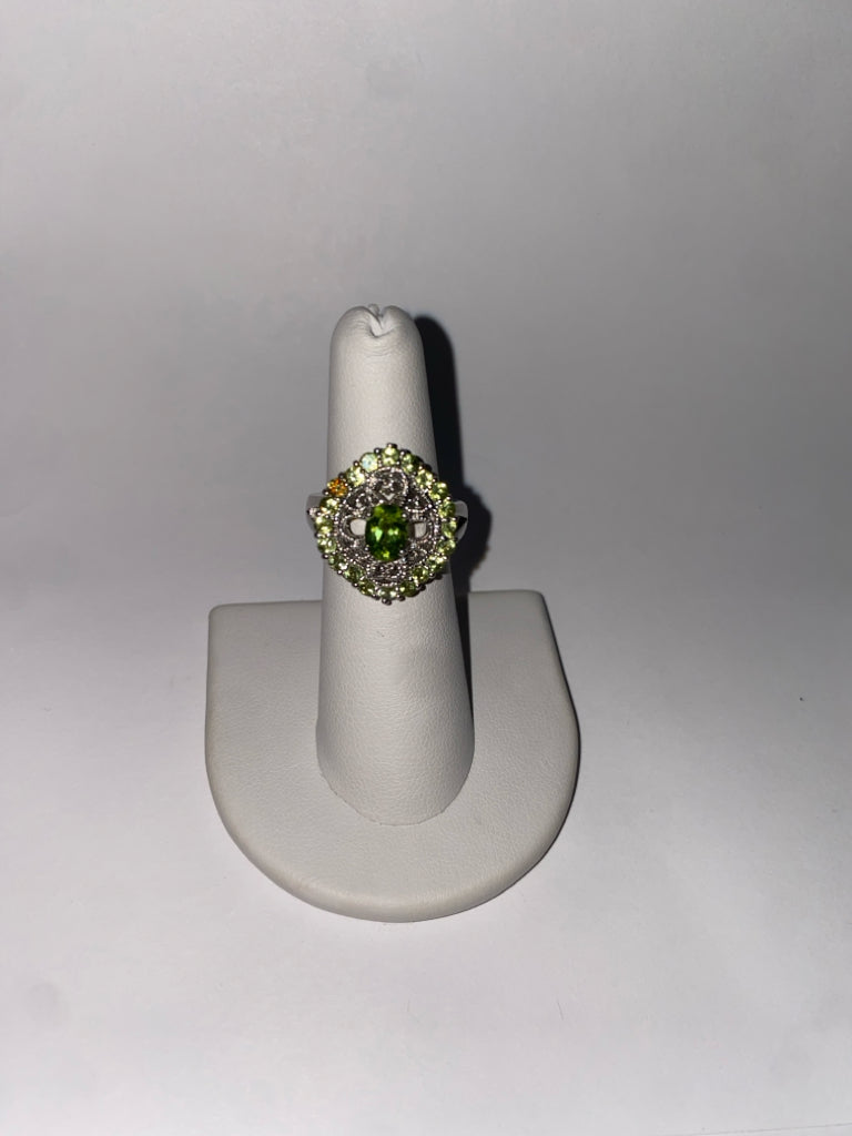 Sterling Silver Peridot Ring Size 6