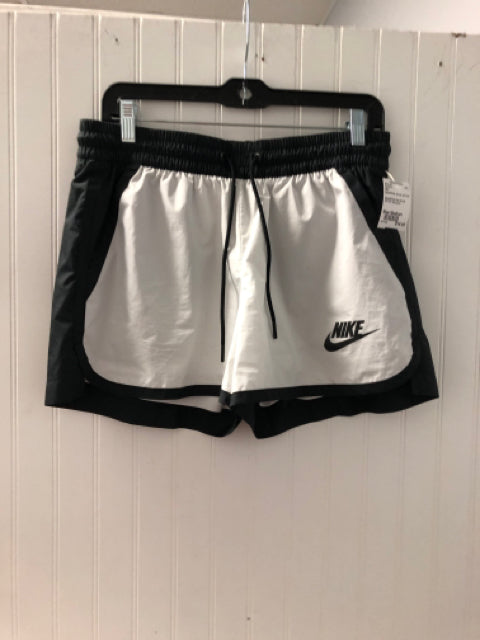 Black/White Nike Shorts ACTIVE Women's