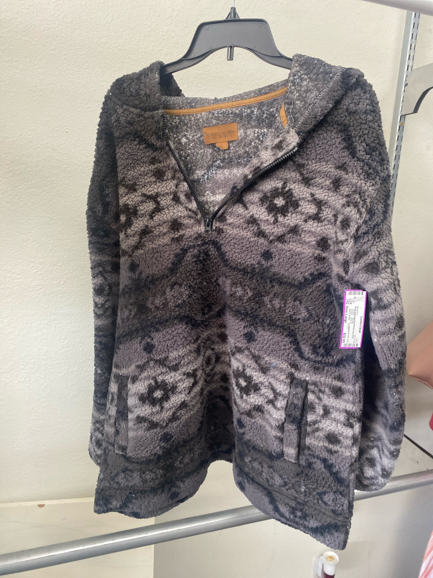 black and gray Koolaburra by UGG Sweater/Sweatshirt Women's