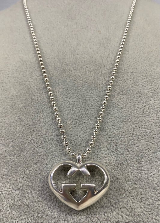 Gucci Britt Heart Interlocking GG Pendant w/ 28"Beaded Necklace Chain