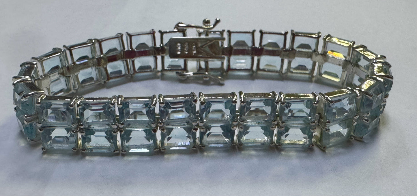 Sterling Silver Blue Topaz Bracelet 7.5"