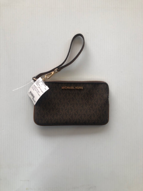 Designer Michael Kors Brown Monogram Wristlet