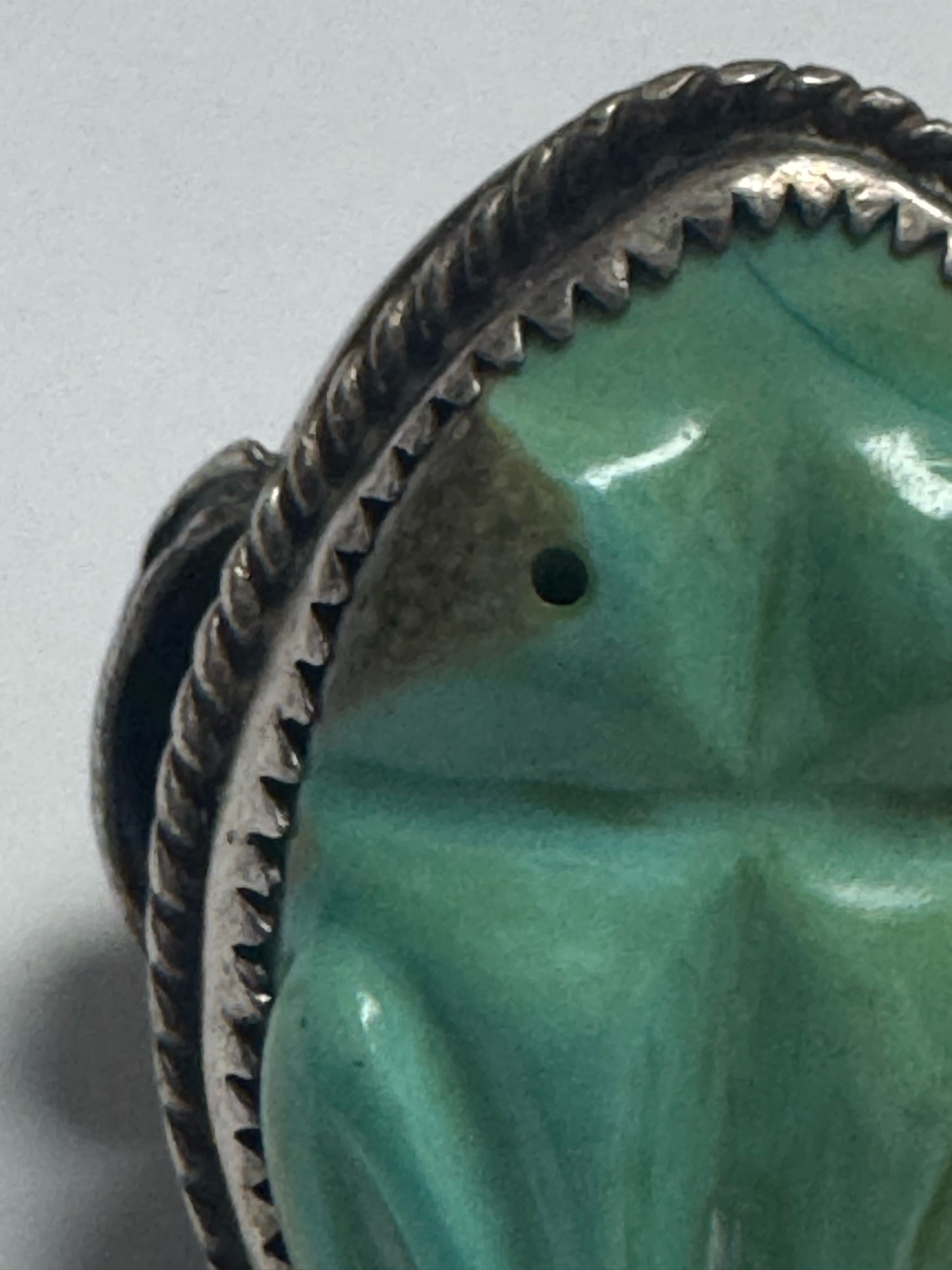 Vintage Native American Sterling Silver Heavy 35g Carve Turquoise Ring Size 9.75