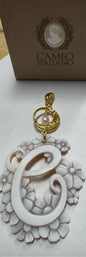 18kGP Shell Initial Cameo Pendant Italiano