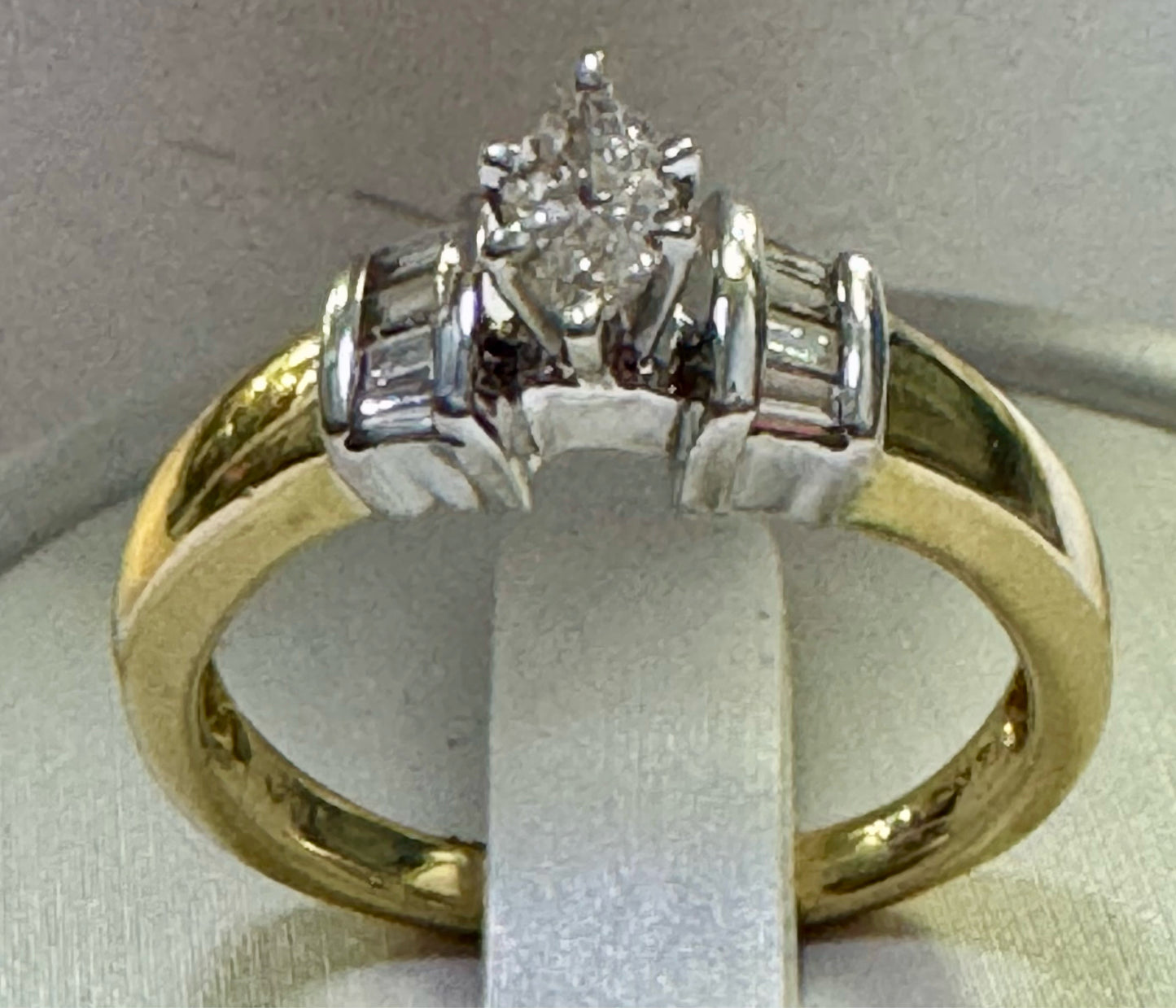 14k Yellow Gold Marquise & Baguette Natural  Diamond Ring Size 7