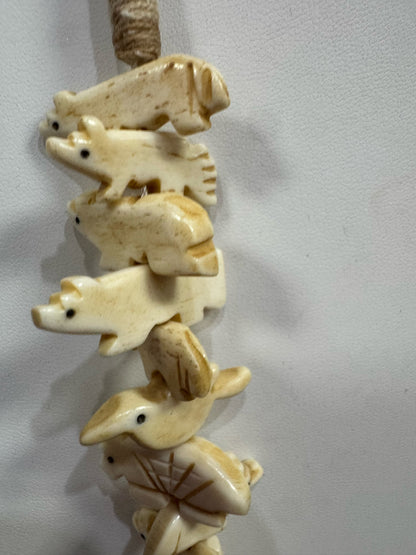 Vintage Native American Fetish Necklace 32" Long Carved Bears & Animals