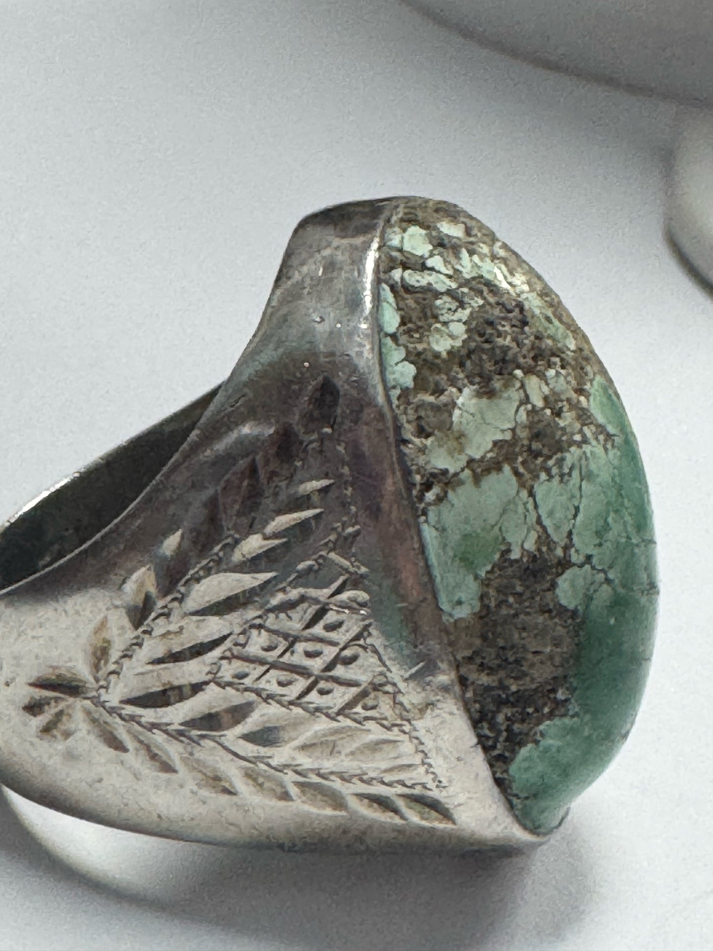 Vintage Native American Sterling Silver Heavy 29g Turquoise Ring Size 11.5