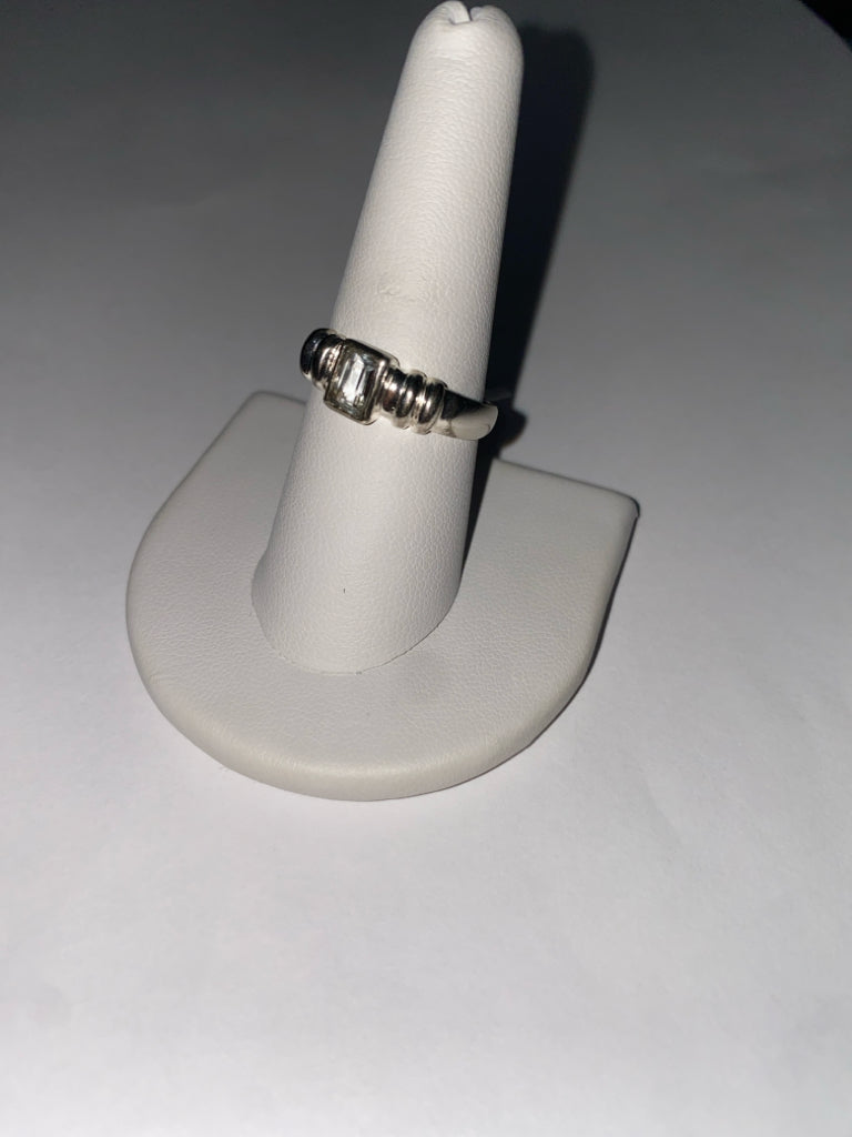 Sterling Silver Blue Topaz Ring Size 8.75