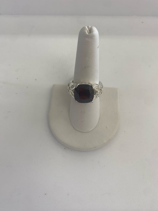 Sterling Silver Garnet Ring Size 8