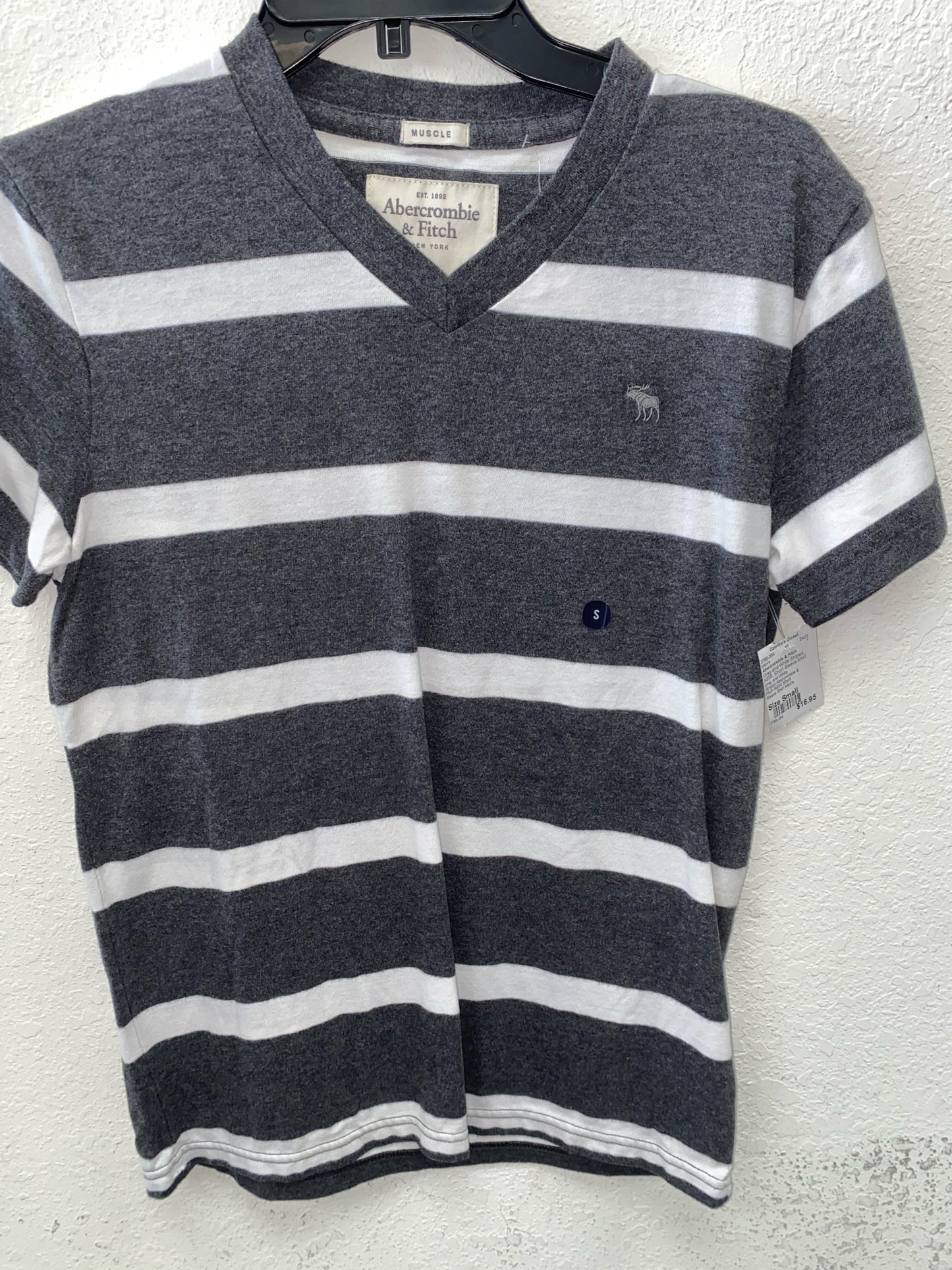 Grey and White Striped Abercrombie & Fitch NEW Short Sleeve Shirt Men's