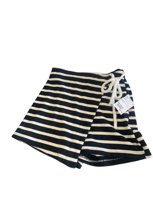 Black/White Kirious Shorts Women's