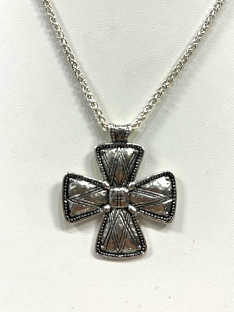 SILPADA N3185 Sterling Silver Posh Principles Cross Pendant Necklace 32" Chain