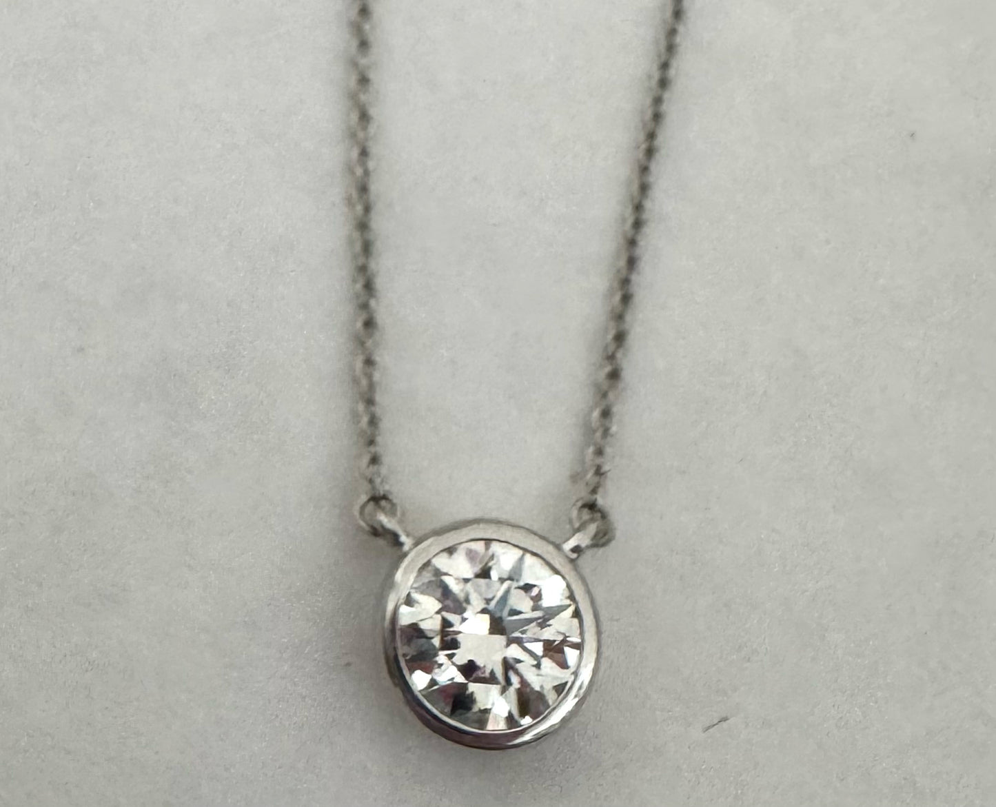 14kw 1 ct Lab Grown Diamond Pendant & Chain 16.5" - 17.5"