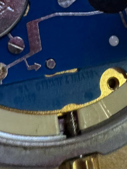 Gucci Watch 9000M Two Tone Vintage New Battery