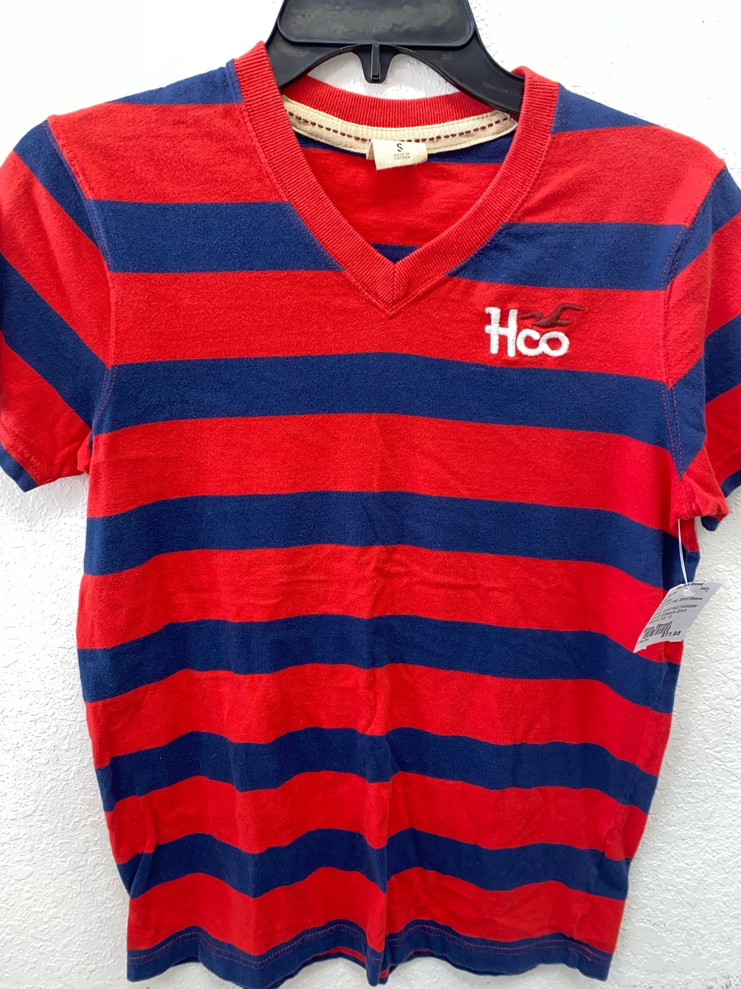 navy and red Hollister Short Sleeve Shirt Men's AS IS