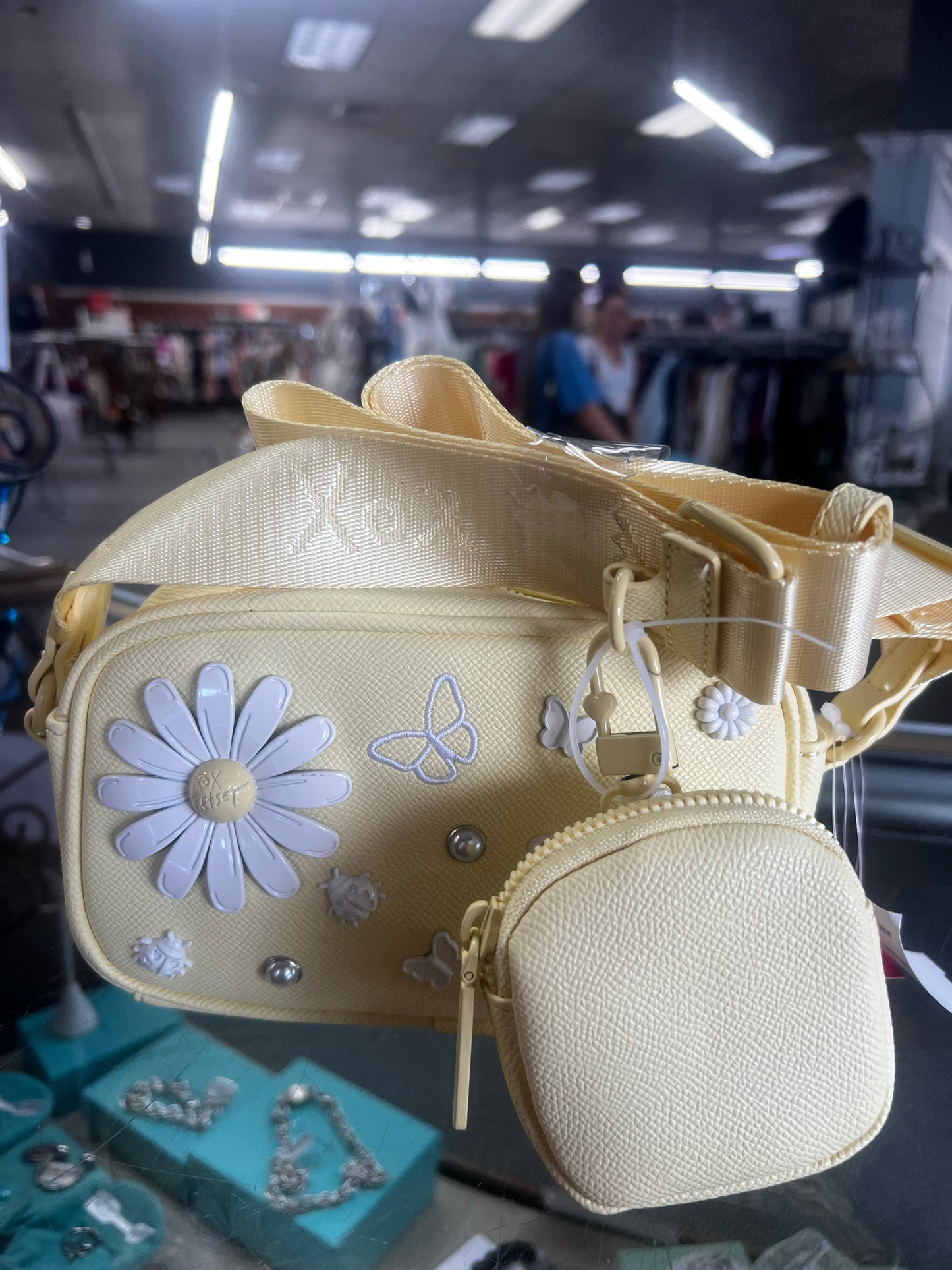 Fashion NEW Betsey Johnson Yellow/White Handbag