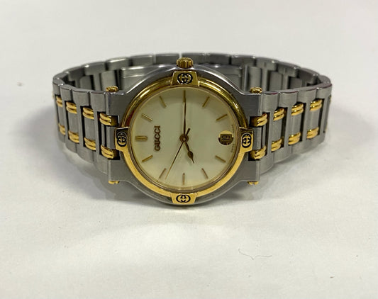 Gucci Watch 9000M Two Tone Vintage New Battery