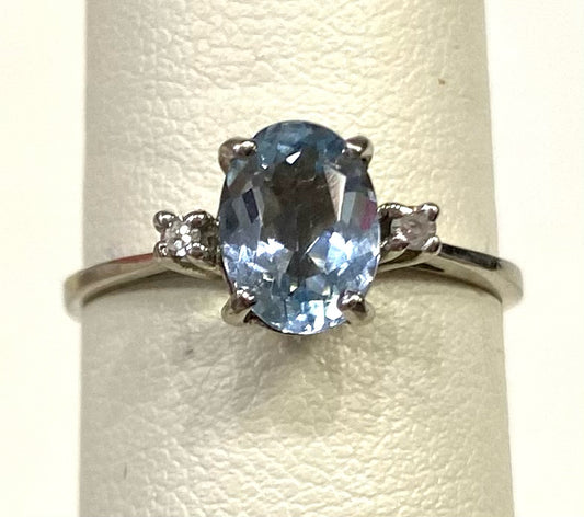 14K White Gold Aquamarine Diamond Ring Size 7.75