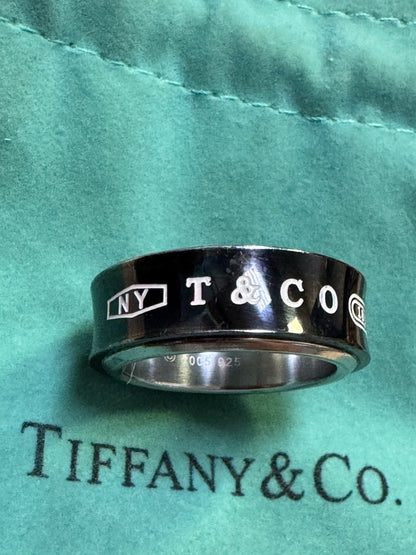 Tiffany & Co Ring 925 Sterling Silver  Black & White T & Co 2005 size 7.25 Band