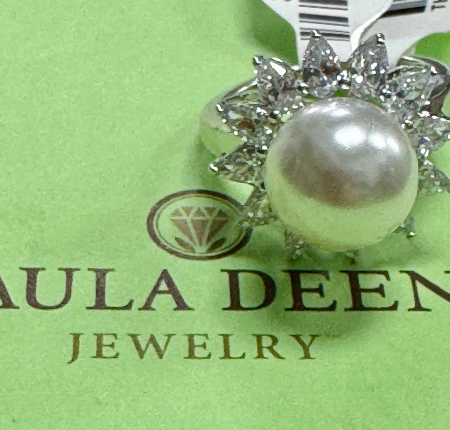Paula Deen Ring Faux Pearl Size 8