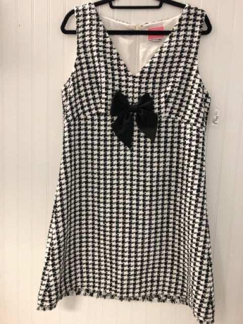 kate spade black and white dress White/Black BOUTIQUE NEW Sleeveless Women's – Camilla's Closet Consignment 30 Black Dresses for line silhouette About 36.5 atr_lbody-Bottoms-Full Shoe size:14