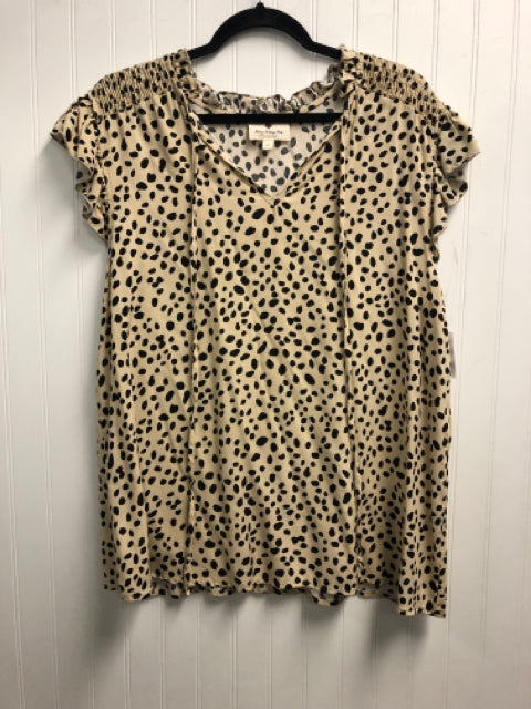 Animal Print Betsey's Boutique Shop Short Sleeve Shirt Women's