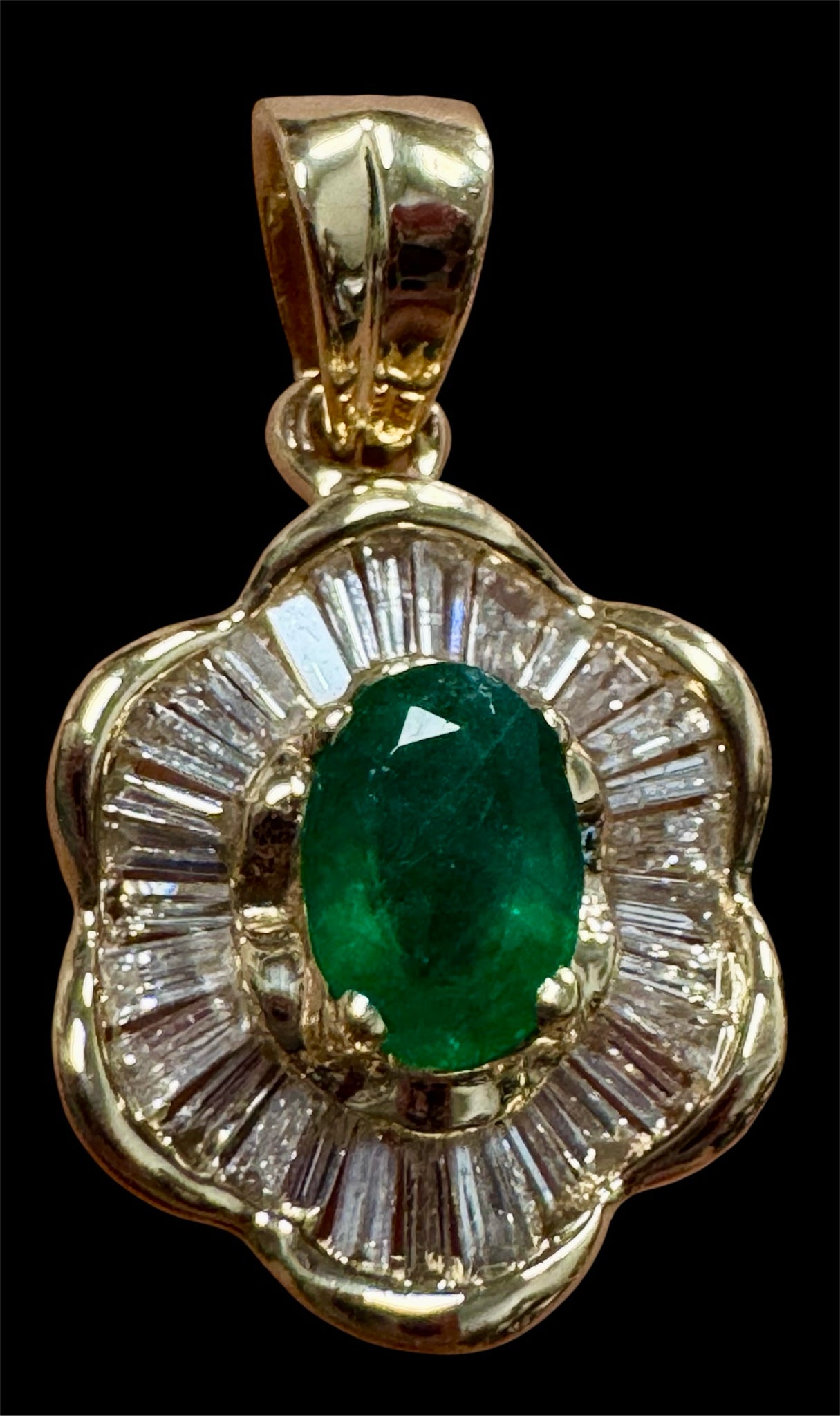 14ky Emerald Diamond Pendant