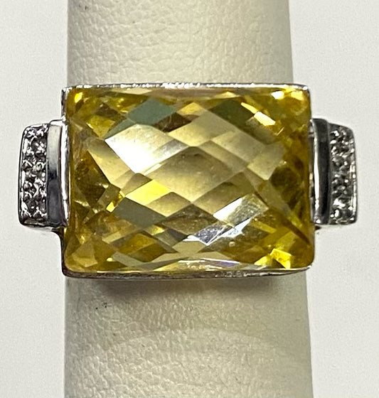 Sterling Silver Yellow CZ Ring Size 6