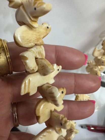 Vintage Native American Fetish Necklace 32" Long Carved Bears & Animals