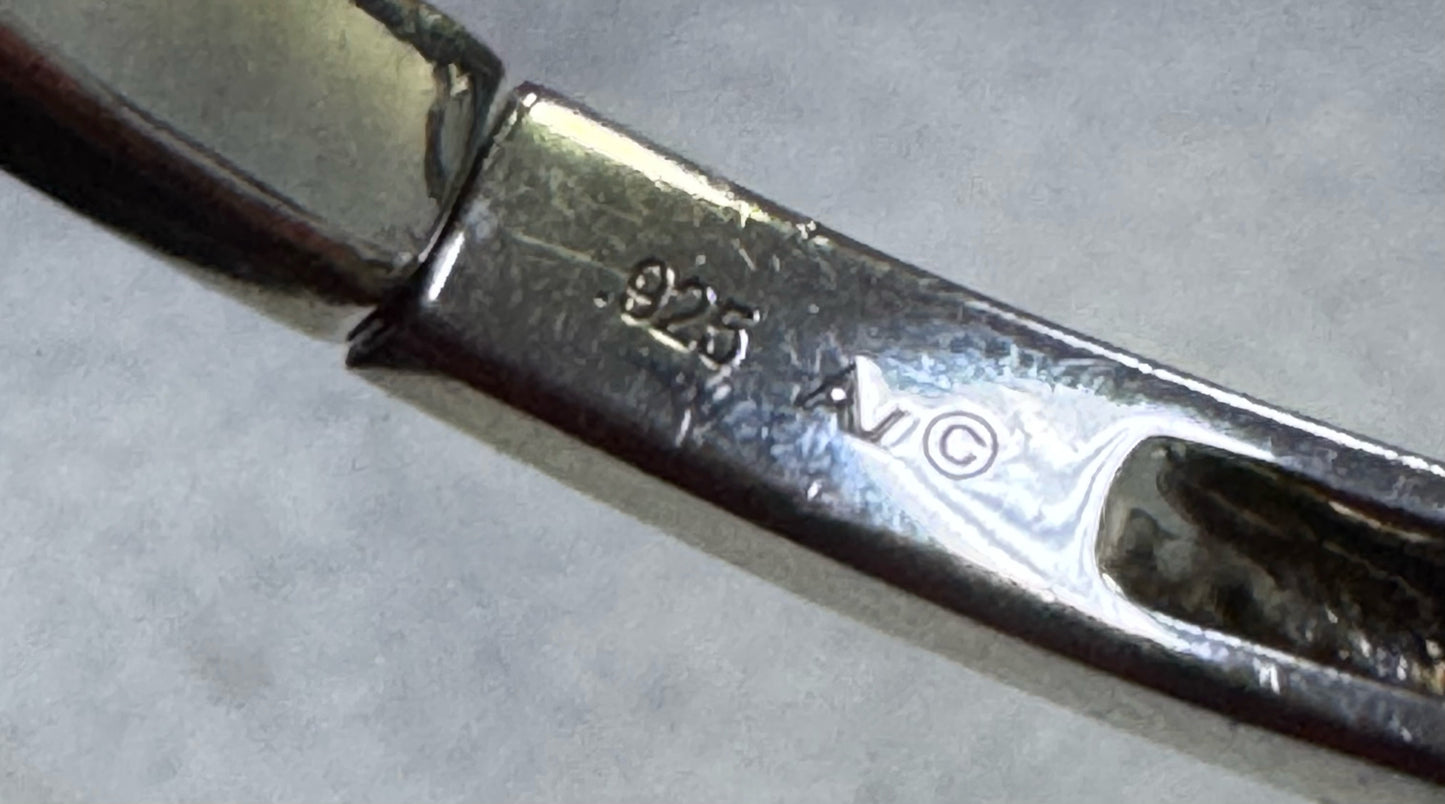 Alwand Vahan AV Sterling Silver Cubic Zirconia CZ Oval Hinged Bangle