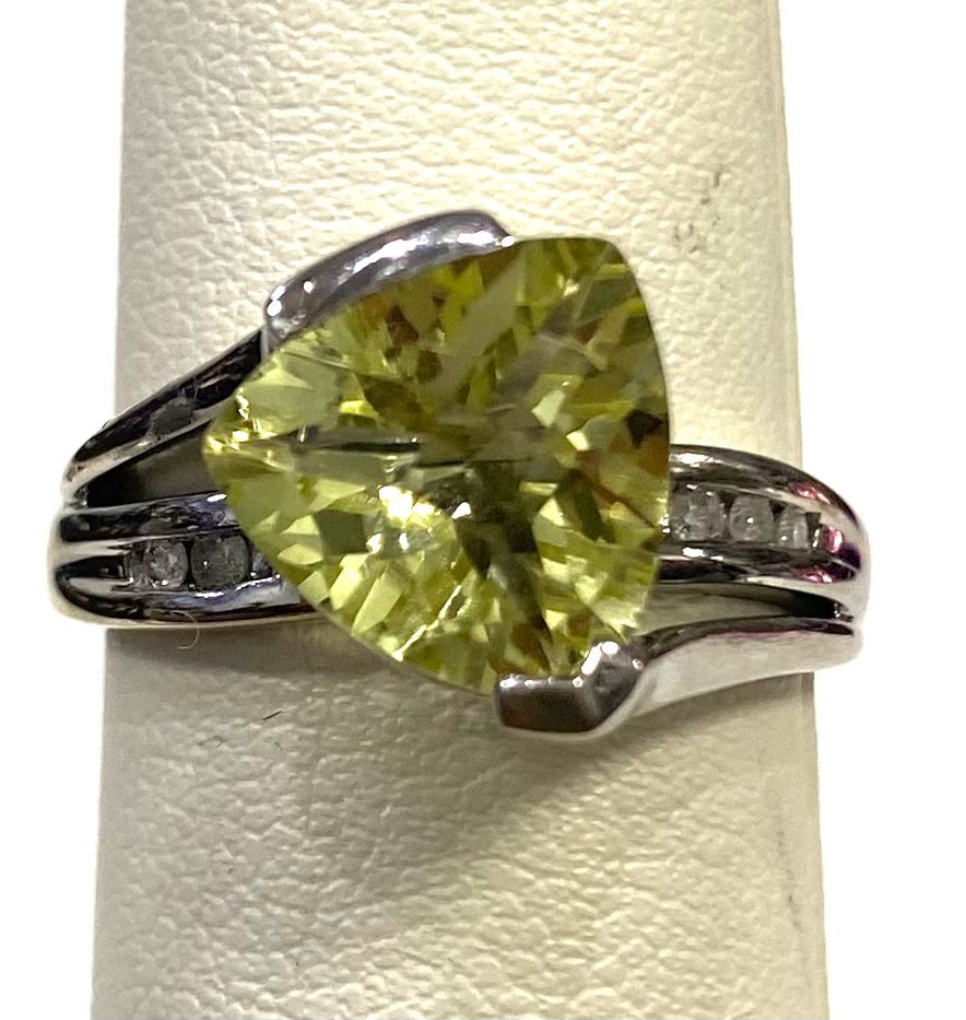 10k White Gold Trillion Cut Lemon Citrine Ring Size 7