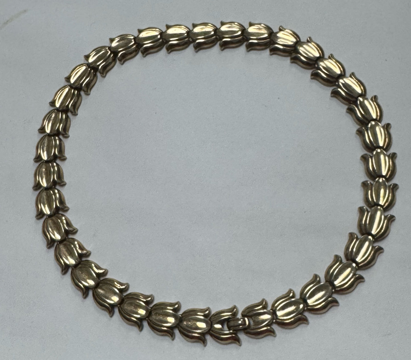 Vintage Crown Trifari 16" Necklace Tulip Goldtone 13mm Circa 1930s-1955 Pat Pend