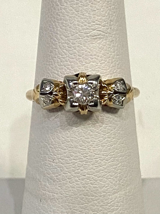 14k - 18k Vintage Diamond Ring Size 5.75