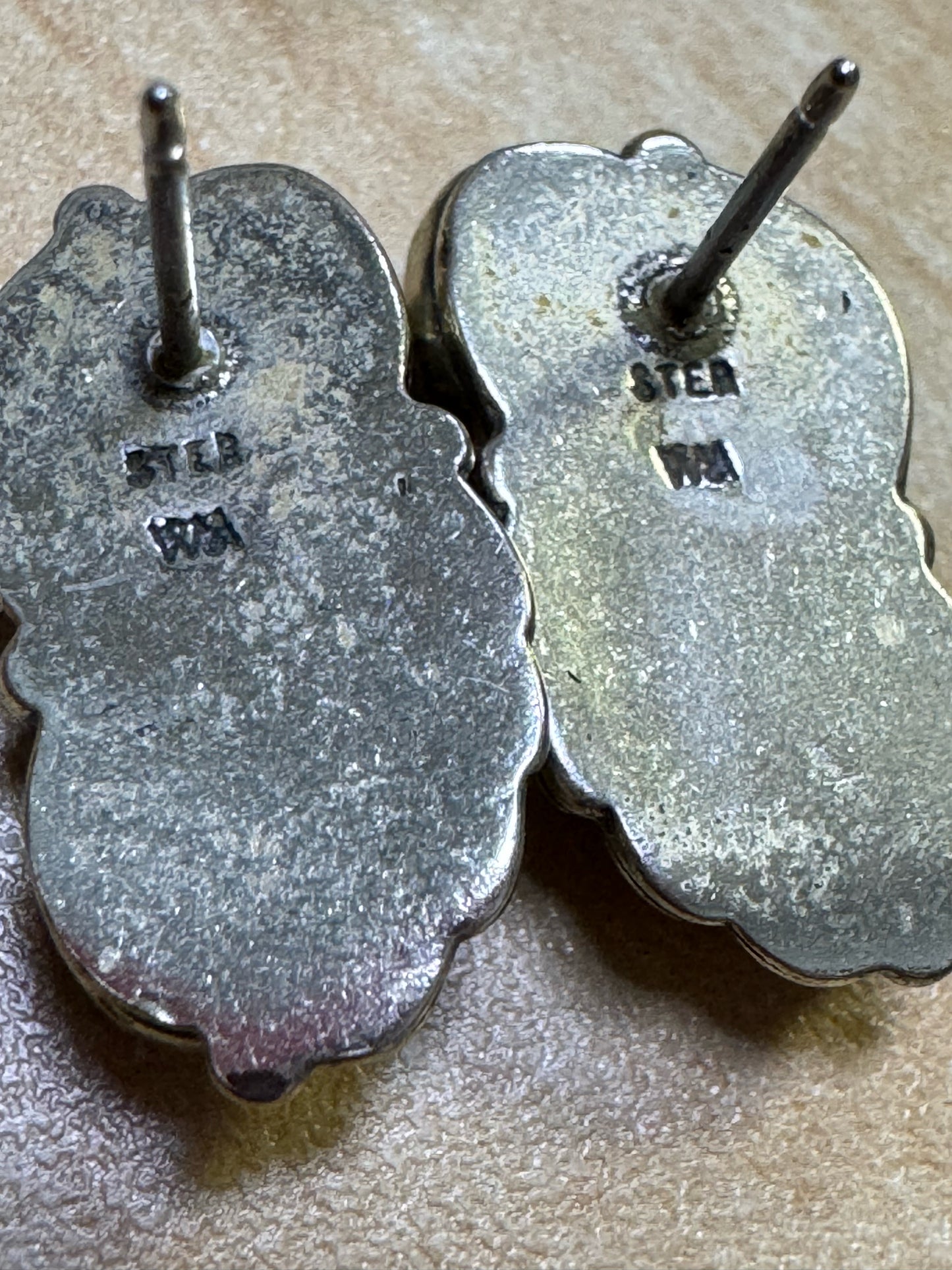 Native American Sterling Silver Multi Stone Inlaid Earrings WM .75" x .40" Leave