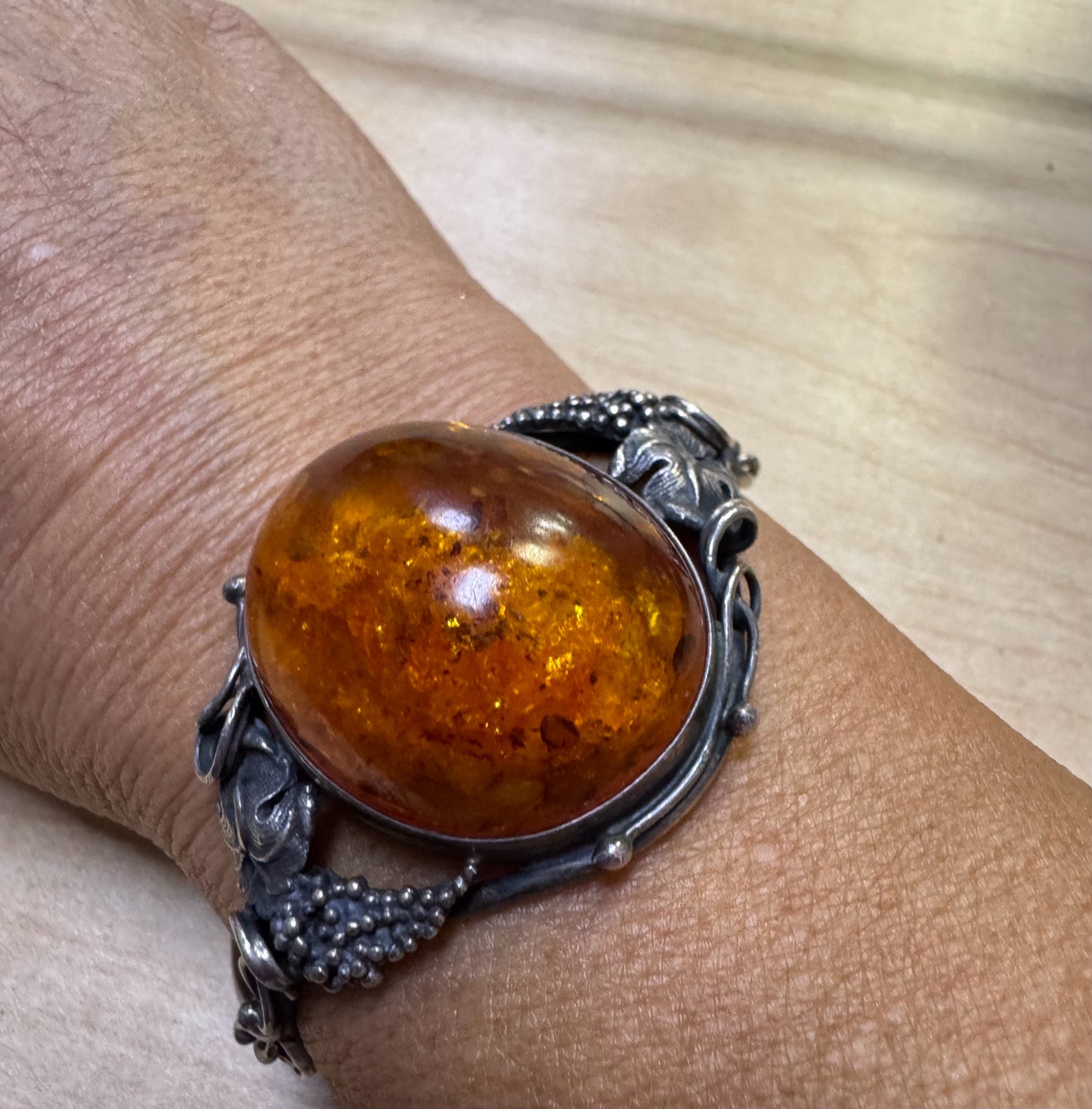 Vintage Sterling Silver Hinged Bangle 7" Bracelet Natural Baltic 1.28" Amber