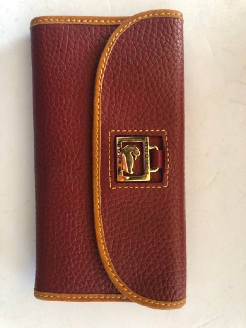 Designer Dooney & Bourke Brick Red Wallet