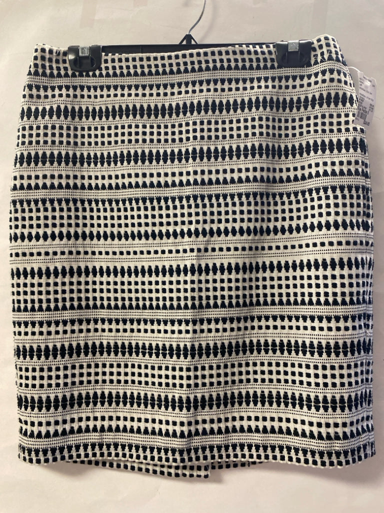 White/Black Loft Skirt NEW Women's